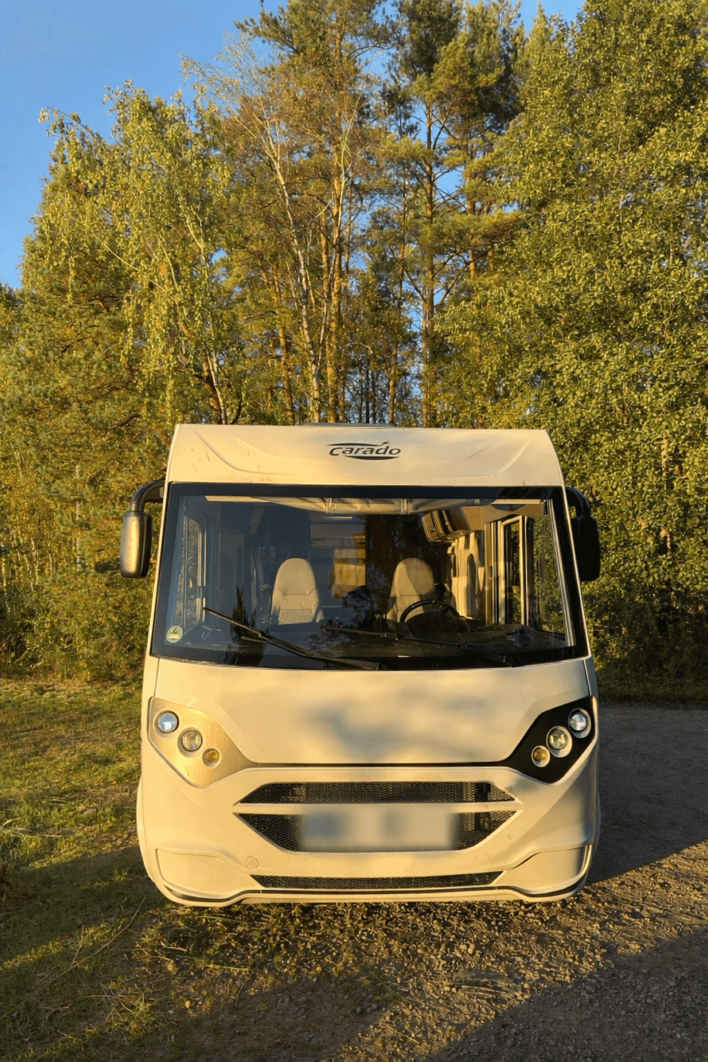 autocaravana-integral-carthago-corado-i-449-exterior.jpg